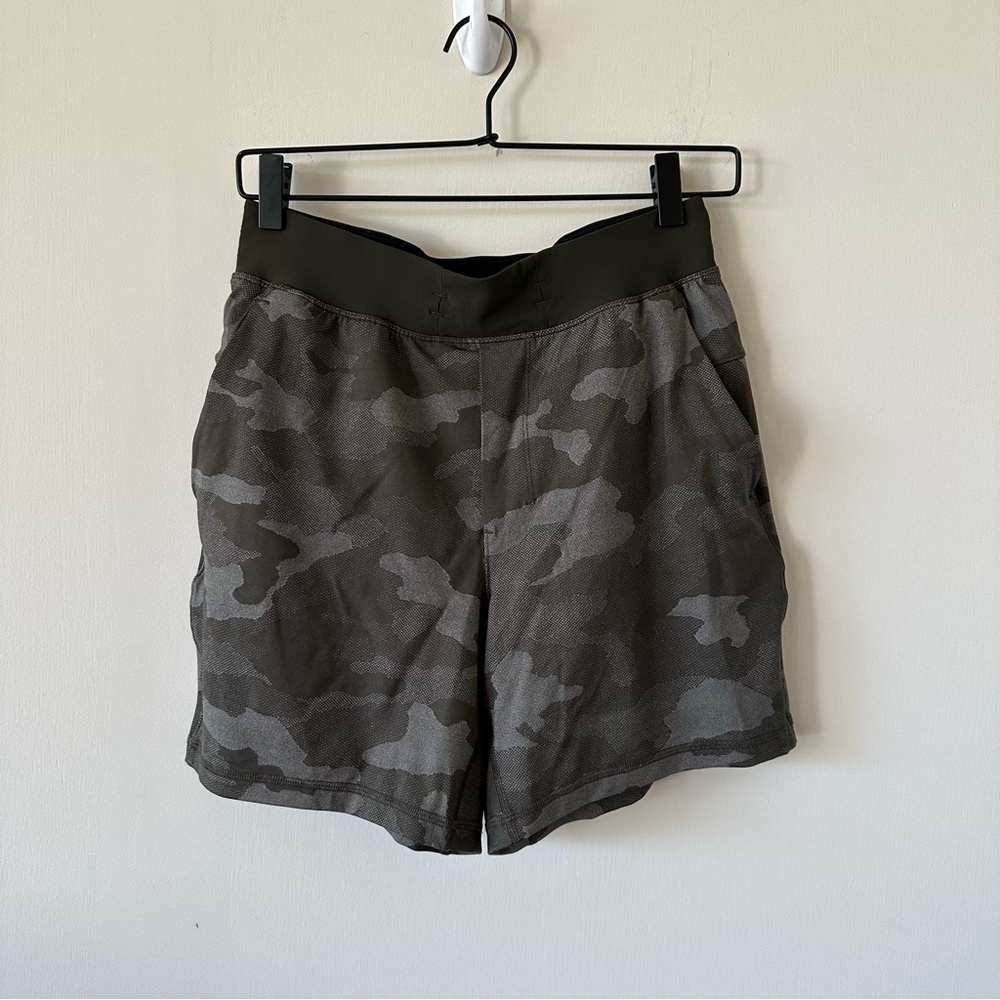 Lululemon Shorts Size S